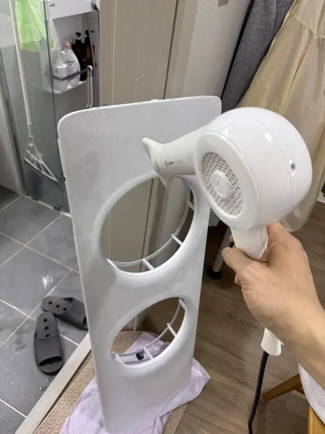 스탠드 에어컨 재조립·건조 운전 세팅 진행 장면 사진